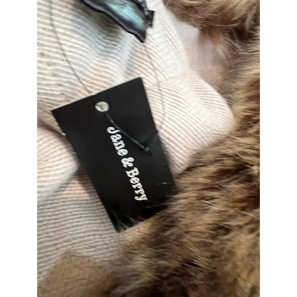Jane & Berry Faux fur trim Cape Tan Cream